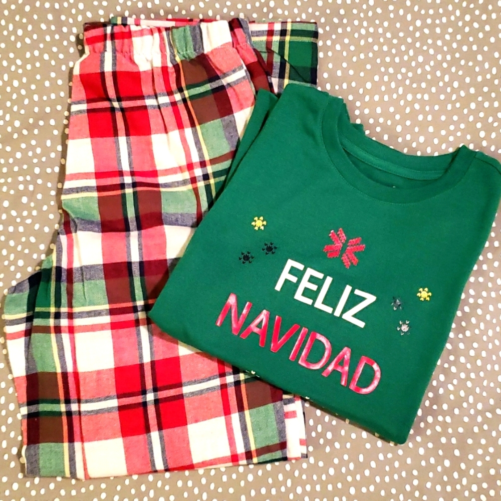 Feliz Navidad pajamas size 10/12